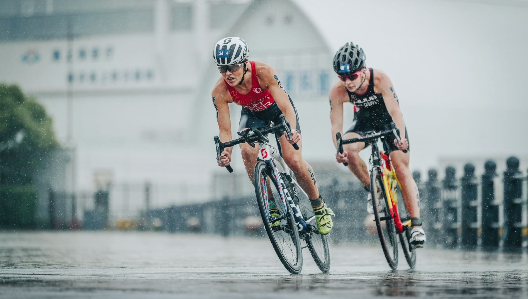 Flora Duffy competing